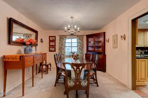 Dining - 1525 Harmony Ave, Ormond Beach, FL 32174 photo 1 of 1