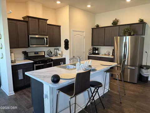 Kitchen - 13 Pinnacle Pl, Bunnell, FL 32110 photo 1 of 2