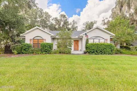 208 W Stetson Ave, Deland, FL 32720