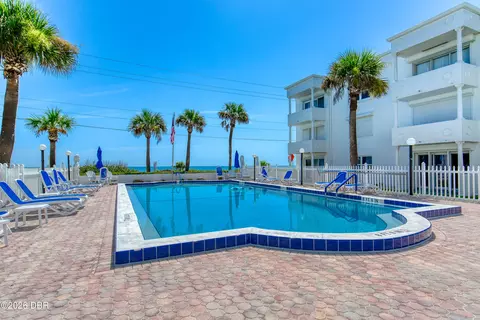 Exterior - 1926 Ocean Shore Blvd, Ormond Beach, FL 32176 photo 6 of 10