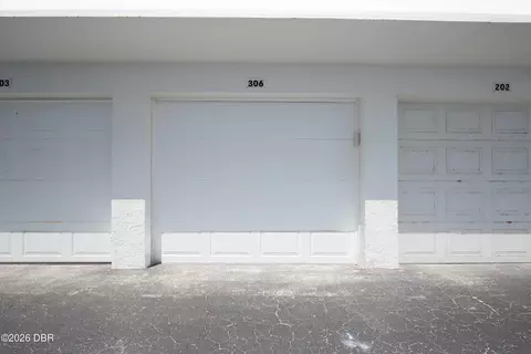 Exterior - 1926 Ocean Shore Blvd, Ormond Beach, FL 32176 photo 10 of 10