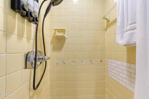 Bath - 1926 Ocean Shore Blvd, Ormond Beach, FL 32176 photo 5 of 5