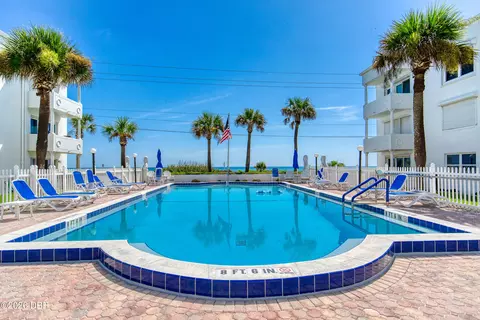 Exterior - 1926 Ocean Shore Blvd, Ormond Beach, FL 32176 photo 4 of 10