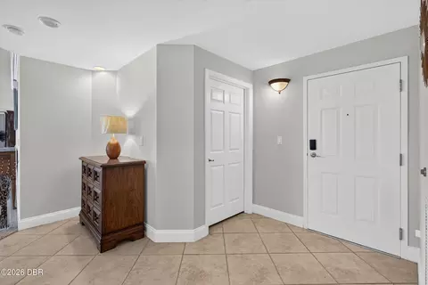 Entry Way - 1425 Ocean Shore Blvd, Ormond Beach, FL 32176 photo 1 of 5