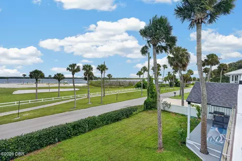 Exterior - 500 S Riverside Dr, Edgewater, FL 32132 photo 11 of 17