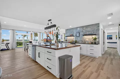 Kitchen - 500 S Riverside Dr, Edgewater, FL 32132 photo 2 of 6