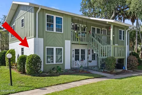 840 Center Ave, Holly Hill, FL 32117