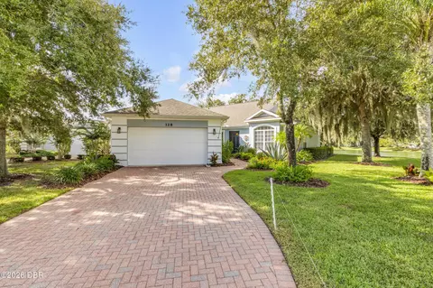 128 Bauer Cir, Daytona Beach, FL 32124