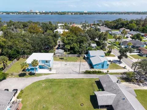 View/Area - 61 Division Ave, Ormond Beach, FL 32174 photo 3 of 9