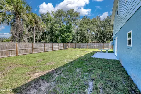 Exterior - 61 Division Ave, Ormond Beach, FL 32174 photo 6 of 8