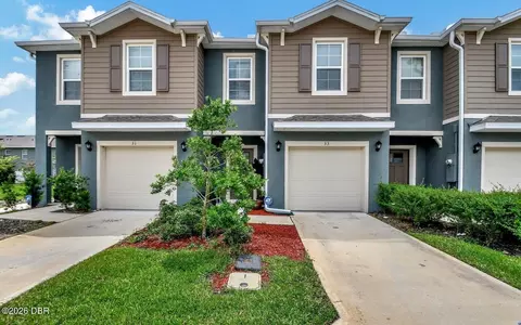 33 E Bella Lago Cir E, Port Orange, FL 32129