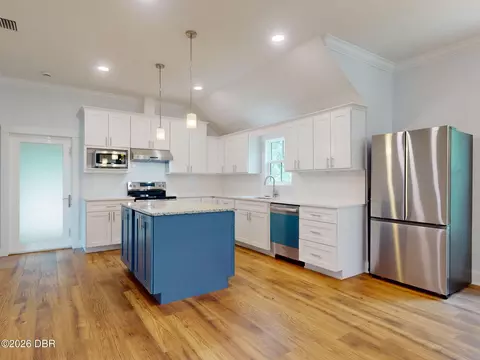 Kitchen - 181 Blanco St, Saint Augustine, FL 32084 photo 2 of 6