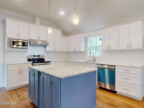 Kitchen - 181 Blanco St, Saint Augustine, FL 32084 photo 3 of 6