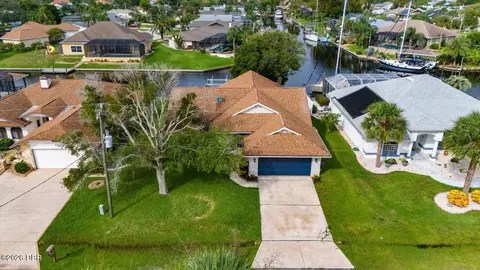 21 Collington Ct, Palm Coast, FL 32137