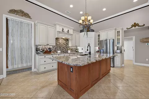 Kitchen - 91 Deep Woods Way, Ormond Beach, FL 32174 photo 2 of 5