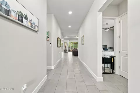 Entry Way - 401 Nottinghill St, Ormond Beach, FL 32174 photo 2 of 4
