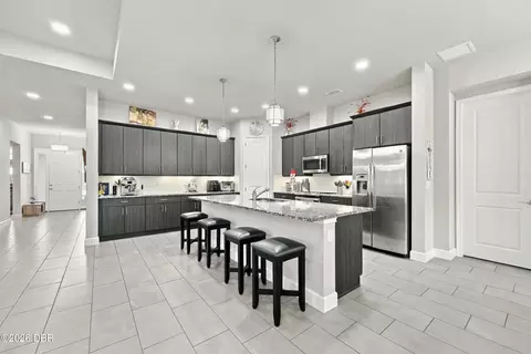 Kitchen - 401 Nottinghill St, Ormond Beach, FL 32174 photo 3 of 5