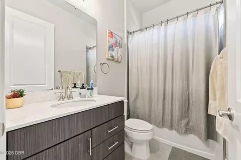 Bath - 401 Nottinghill St, Ormond Beach, FL 32174 photo 1 of 3