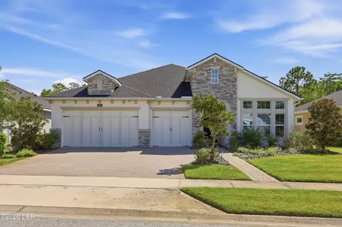 Exterior - 401 Nottinghill St, Ormond Beach, FL 32174 photo 2 of 10