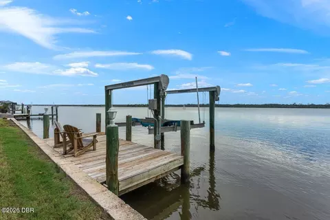 View/Area - 2136 John Anderson Dr, Ormond Beach, FL 32176 photo 3 of 11