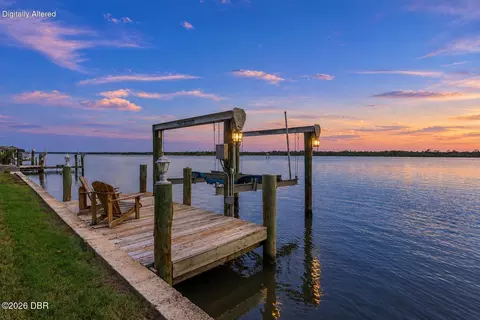 View/Area - 2136 John Anderson Dr, Ormond Beach, FL 32176 photo 1 of 11