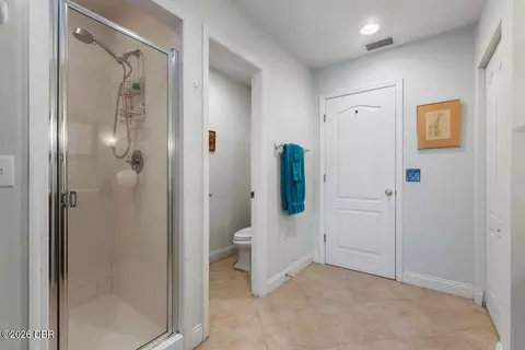 Bath - 2136 John Anderson Dr, Ormond Beach, FL 32176 photo 5 of 6