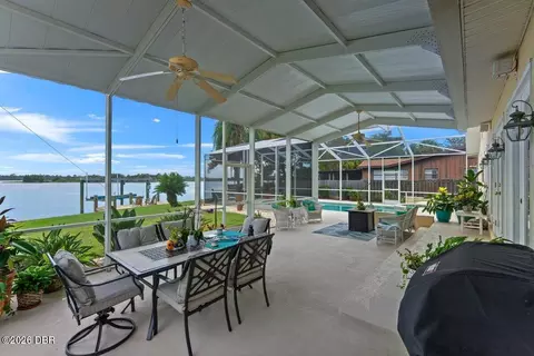 Exterior - 2136 John Anderson Dr, Ormond Beach, FL 32176 photo 4 of 8