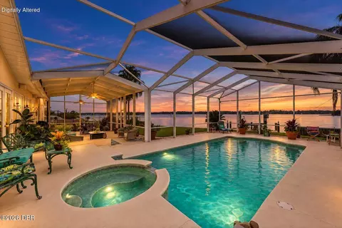 Exterior - 2136 John Anderson Dr, Ormond Beach, FL 32176 photo 2 of 8