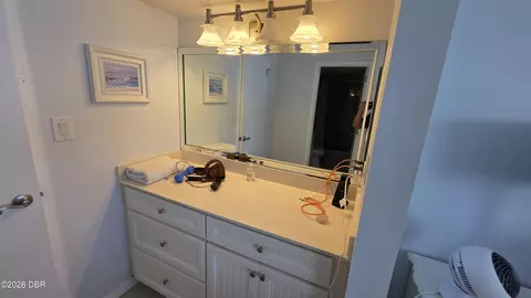 Bath - 1133 Ocean Shore Blvd, Ormond Beach, FL 32176 photo 2 of 11