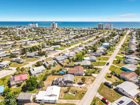 View/Area - 47 Palm Dr, Ormond Beach, FL 32176 photo 5 of 5