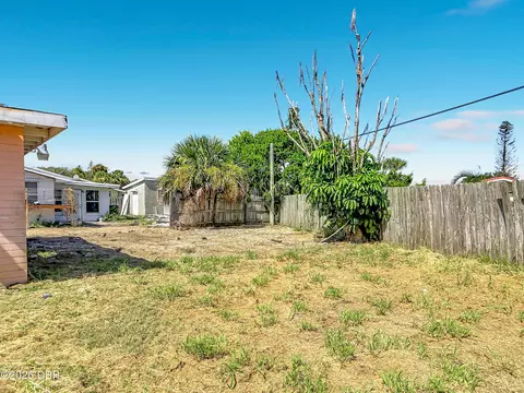 Exterior - 47 Palm Dr, Ormond Beach, FL 32176 photo 10 of 10