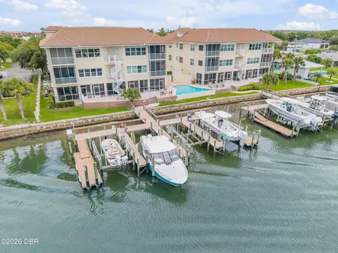 273 Middle Way, New Smyrna Beach, FL 32169