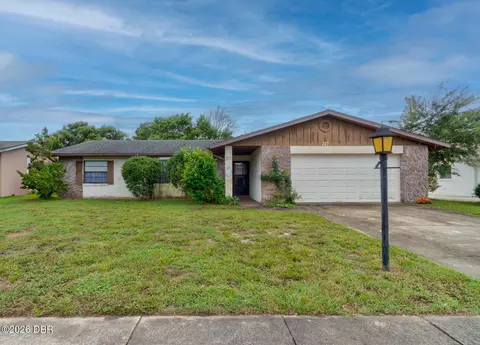217 Gettysburg Ln, Daytona Beach, FL 32119