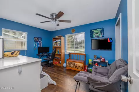 Bedroom - 1051 Beulah Dr, Edgewater, FL 32132 photo 3 of 4
