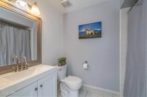 Bath - 1051 Beulah Dr, Edgewater, FL 32132 photo 2 of 2