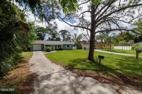 Exterior - 1051 Beulah Dr, Edgewater, FL 32132 photo 2 of 6