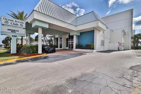 935 S Atlantic Ave, Daytona Beach, FL 32118