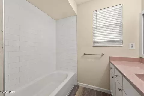 Bath - 10 Brookside Dr, Ormond Beach, FL 32174 photo 2 of 3