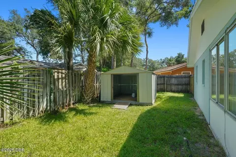 Exterior - 10 Brookside Dr, Ormond Beach, FL 32174 photo 4 of 5