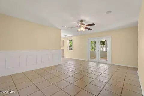 Living - 10 Brookside Dr, Ormond Beach, FL 32174 photo 3 of 6