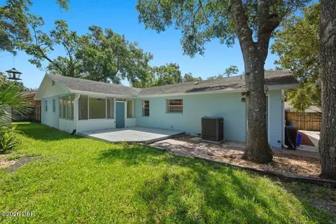 Exterior - 10 Brookside Dr, Ormond Beach, FL 32174 photo 2 of 5