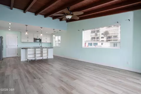 Living - 10 Ocean Edge Dr, Ormond Beach, FL 32176 photo 2 of 3