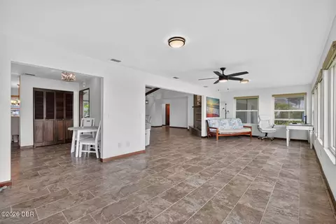 Living - 22 Emerald Cir, Ormond Beach, FL 32174 photo 4 of 4