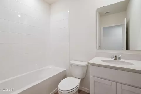 Bath - 2523 Dorset Ct, Ormond Beach, FL 32174 photo 1 of 5