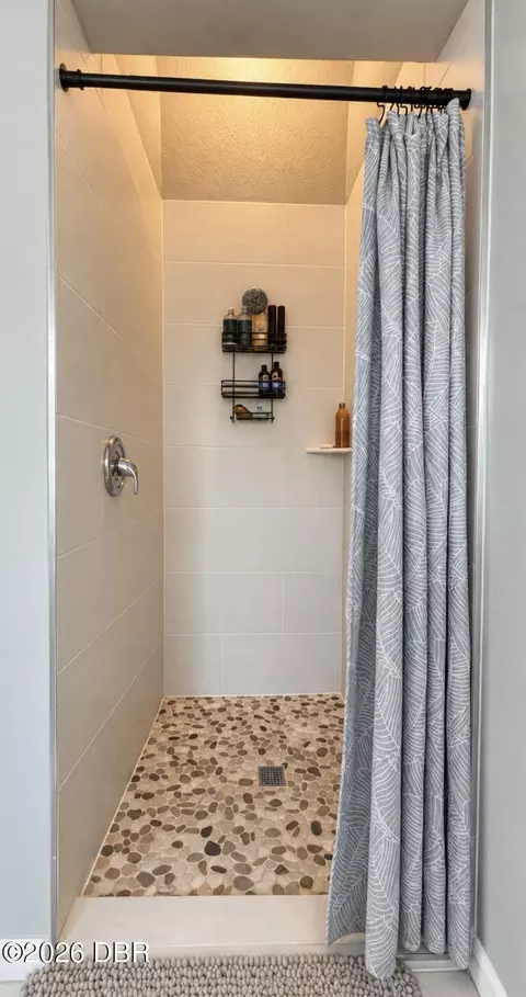 Bath - 26 Old Macon Dr, Ormond Beach, FL 32174 photo 4 of 4