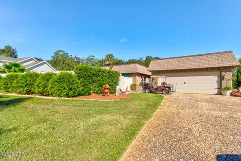 Exterior - 104 Rio Pinar Dr, Ormond Beach, FL 32174 photo 6 of 17