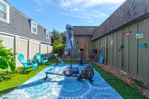 Exterior - 104 Rio Pinar Dr, Ormond Beach, FL 32174 photo 15 of 17