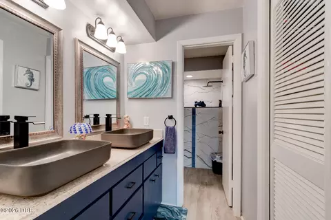 Bath - 104 Rio Pinar Dr, Ormond Beach, FL 32174 photo 2 of 5