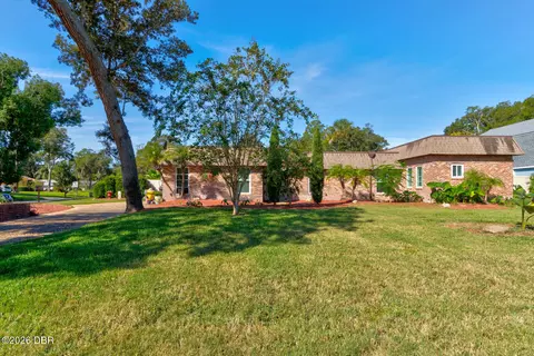 Exterior - 104 Rio Pinar Dr, Ormond Beach, FL 32174 photo 3 of 17