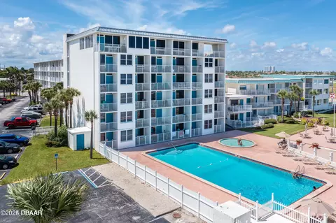 935 S Atlantic Ave, Daytona Beach, FL 32118